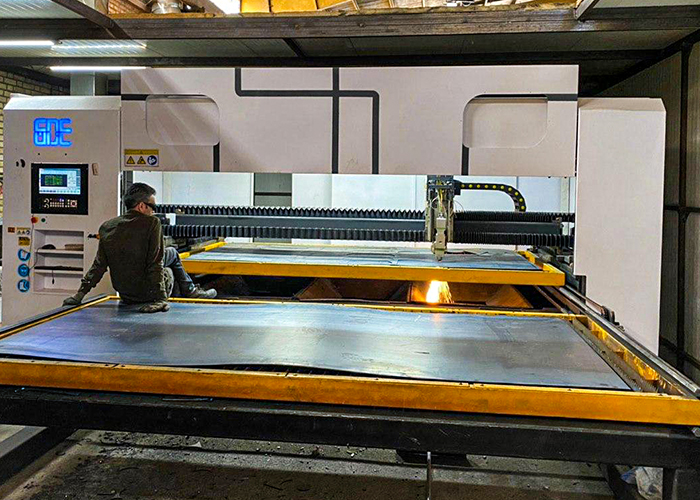 مقایسه انواع دستگاه برش لیزری فلزات + برش + فلزات + سی ان سی + لیزر + برش لیزری + لیزر فایبر + کارگاه برش + برش فولاد + برش صنعتی + سی ان سی laser + ّfiber + cutting + machine + steel + welding + analyze + cnc